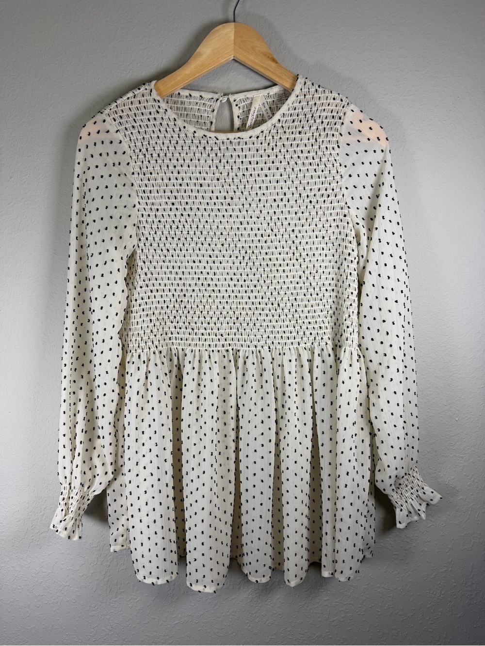 Seraphine Maternity Nursing Blouse Size 4 Poka Dot Print Long Sleeve Breathable